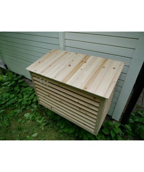 Värmepumpsskydd i trä